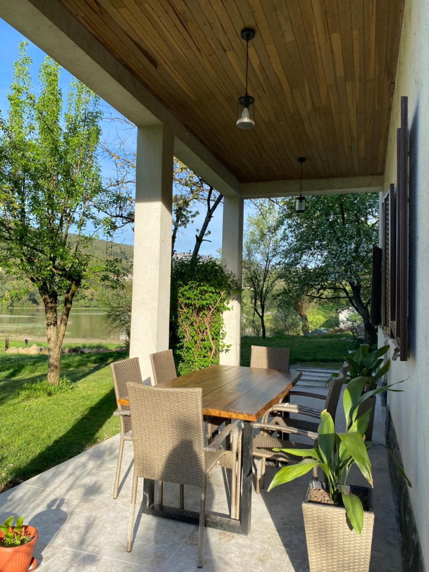 Konjic Lakeside Resort Экстерьер фото