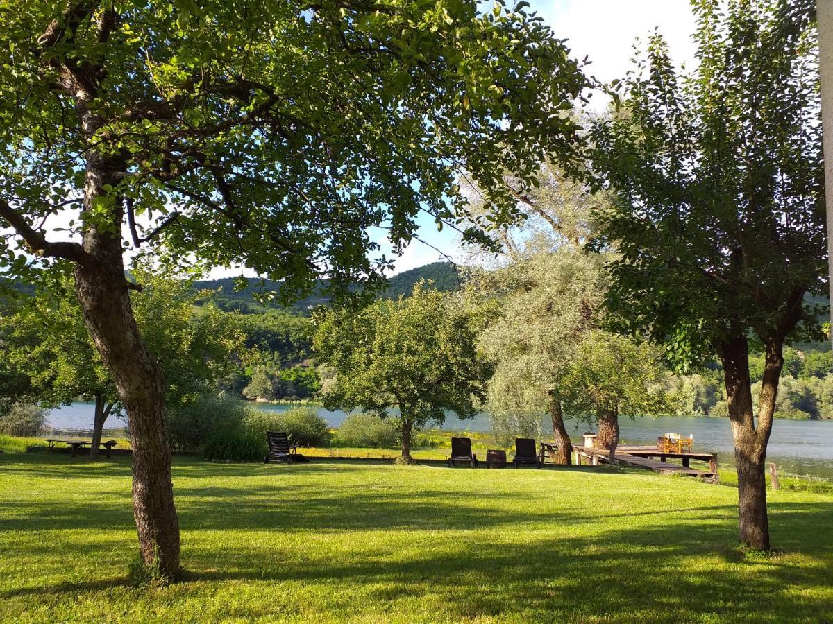 Konjic Lakeside Resort Экстерьер фото